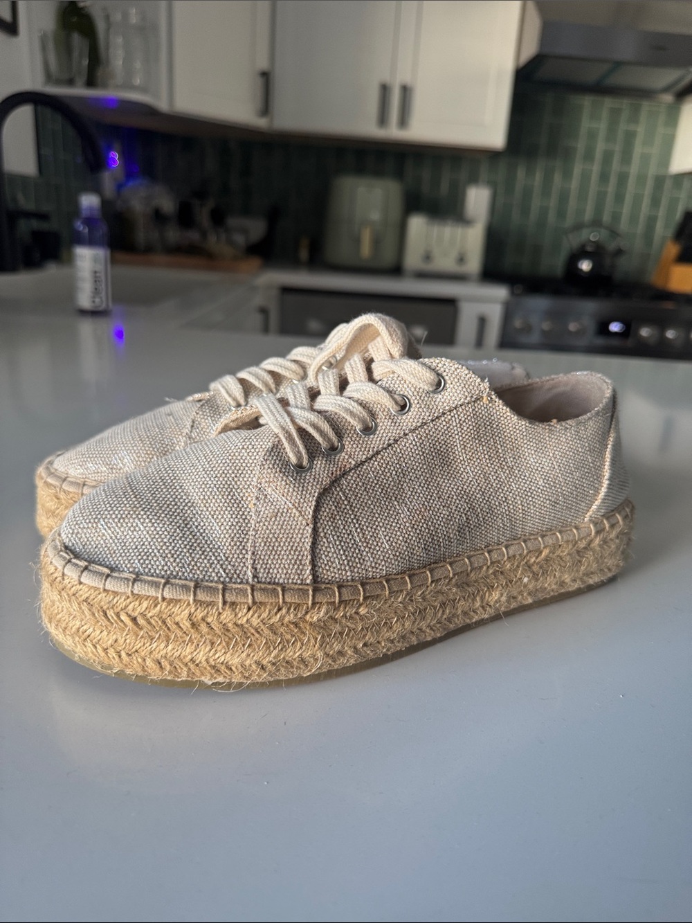 Shoe Dazzle Women’s Natural Canvas Platform Shoes